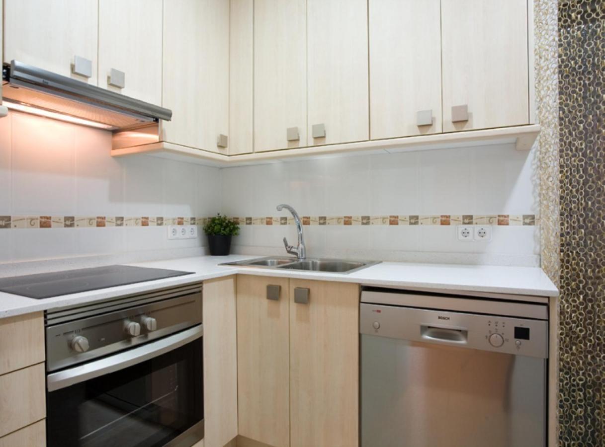 Avinguda Gaudi Apartment บาร์เซโลนา ภายนอก รูปภาพ